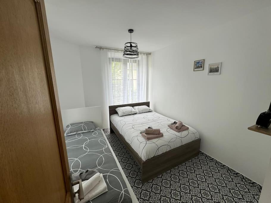 L'Etoile De Seine 77 Appartement 3 Dammarie-lè-Lys Exterior foto